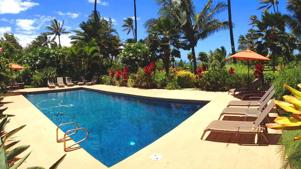 poolside of Maui Luxury property Maui Kukuna