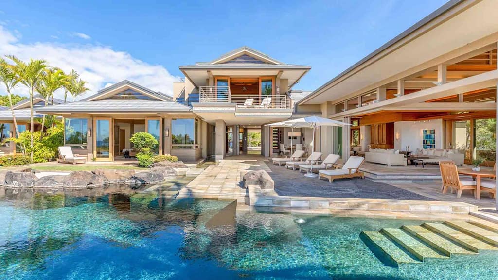 Poolside of Big Island luxury property Beach House at the Bluffs