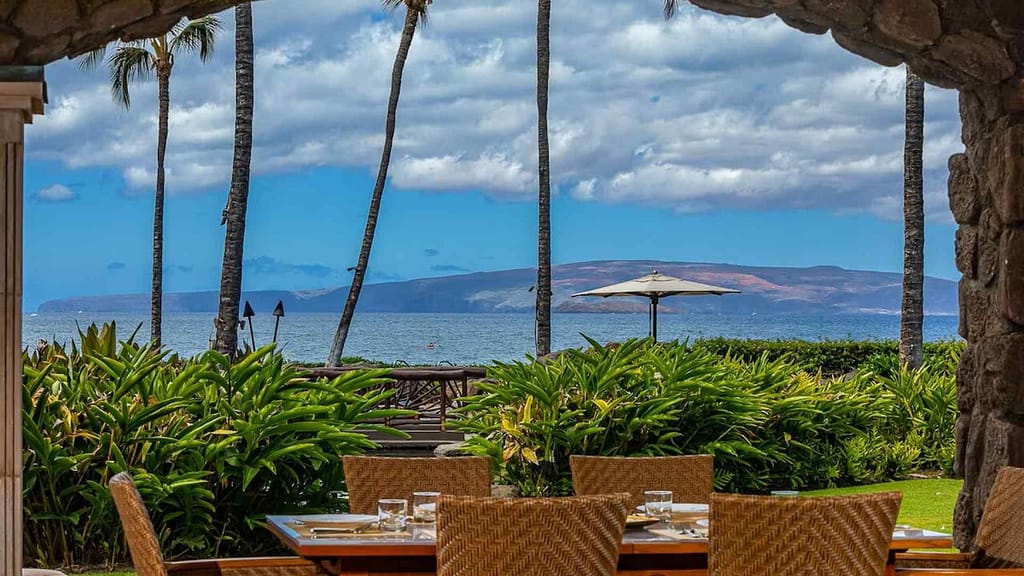 ocean and mountain view lanai from Lehua Kai Villa Hawaii Luxury Resort